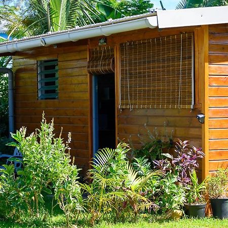 Les Bungalows Meubles Du Pharest Sainte-Suzanne Екстериор снимка